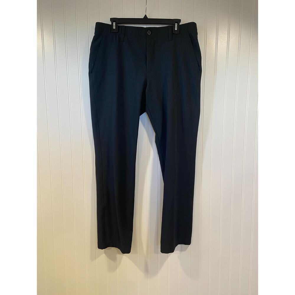 Under Armour Drive Pants Mens 35x30 Black Straight Leg Chino Golf Casual